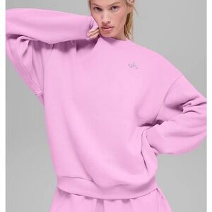 ALO Yoga Women's Light Pink Sweatshirt